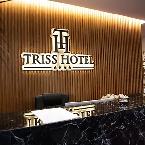 Triss Tiran