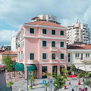 Boka Tiran