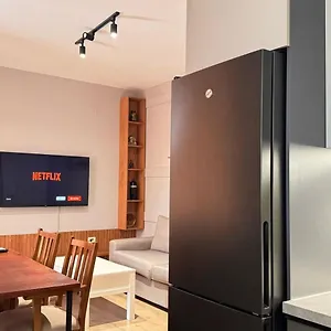 Terrace Flat In Heart Of Tirana